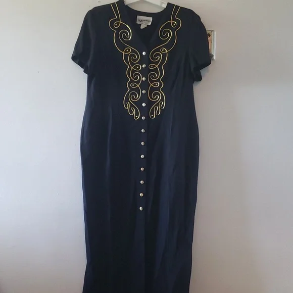 green emerald velvet dress Vintage SL Fashion Metallic Gold & Black Lace Fringe 2-Piece Dress Set main image 1